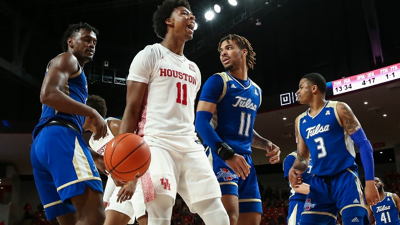 Former Houston Cougars guard Nate Hinton (11)