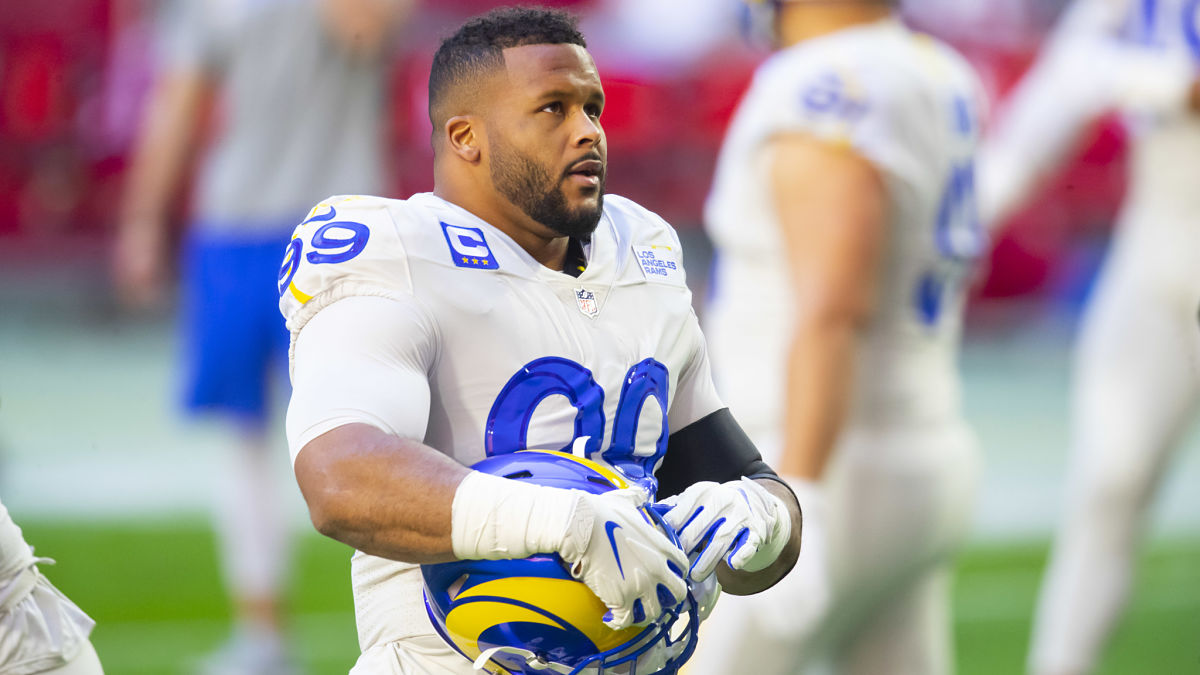 Los Angeles Rams defensive lineman Aaron Donald