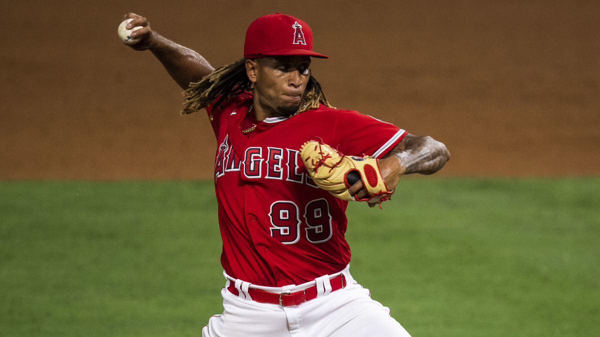 Free Agent Pitcher Keynan Middleton