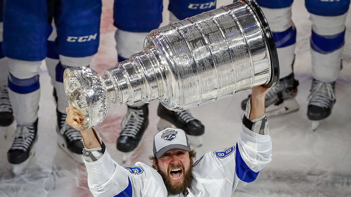 Tampa Bay Lightning Right Wing Nikita Kucherov