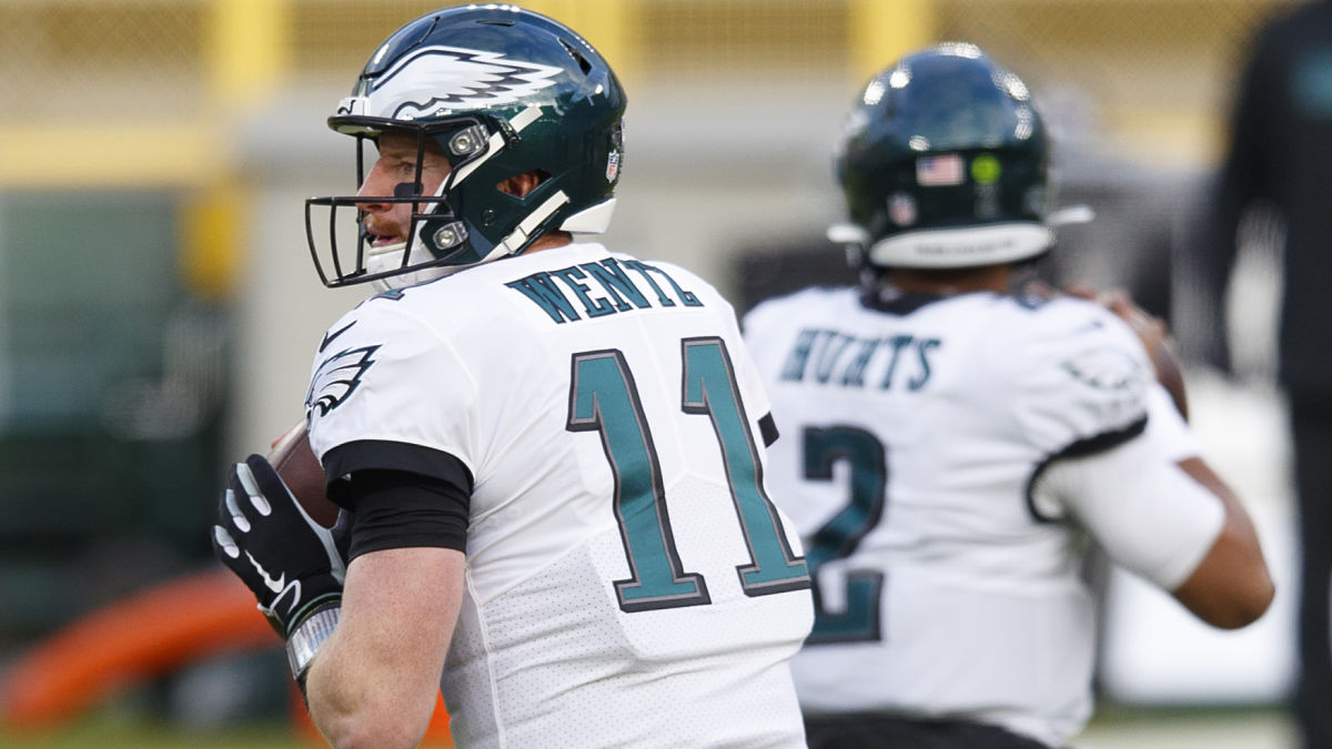 Philadelphia Eagles quarterbacks Carson Wentz and Jalen Hurts