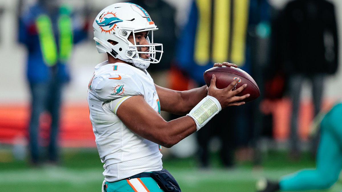 Miami Dolphins quarterback Tua Tagovailoa