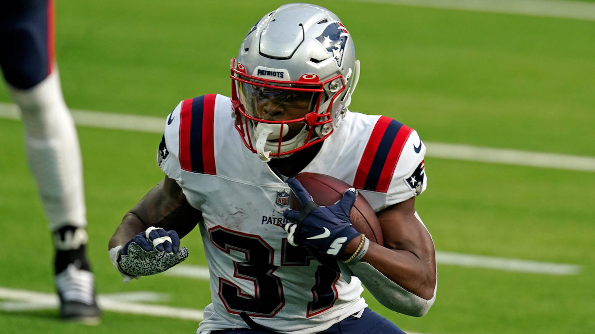Patriots running back Damien Harris