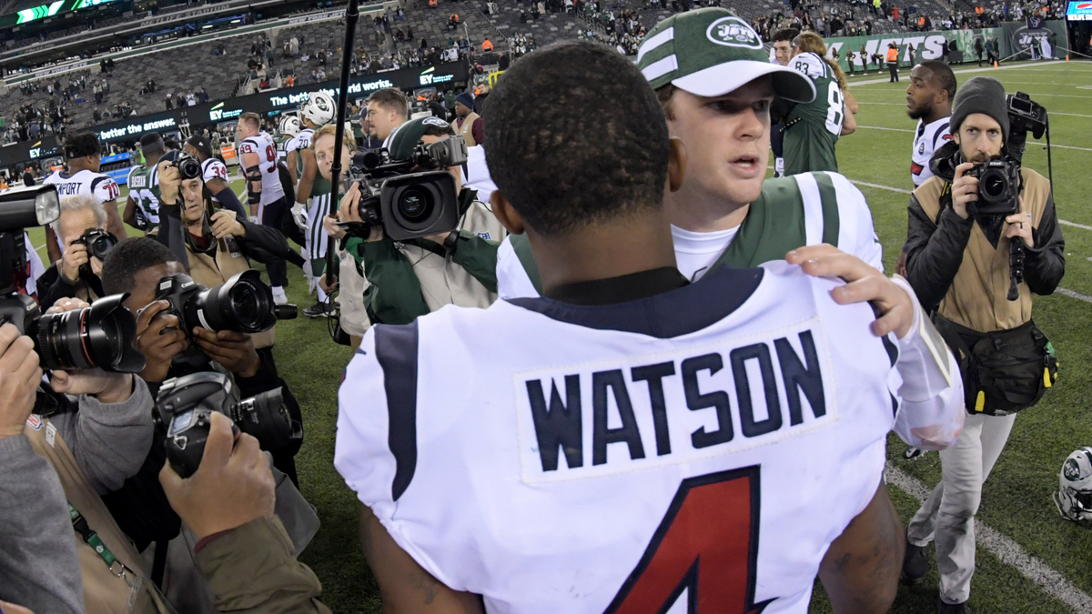Houston Texans quarterback Deshaun Watson, New York Jets quarterback Sam Darnold