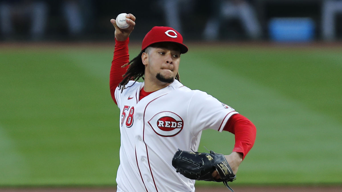 Cincinnati Reds pitcher Luis Castillo