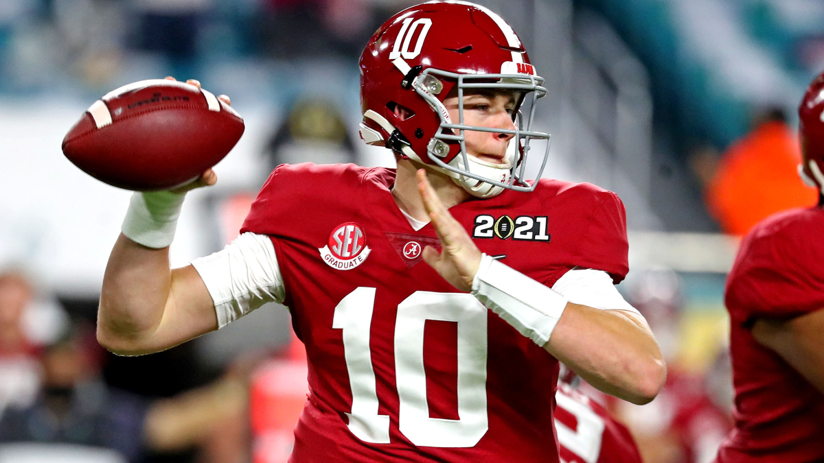 Alabama Crimson Tide quarterback Mac Jones