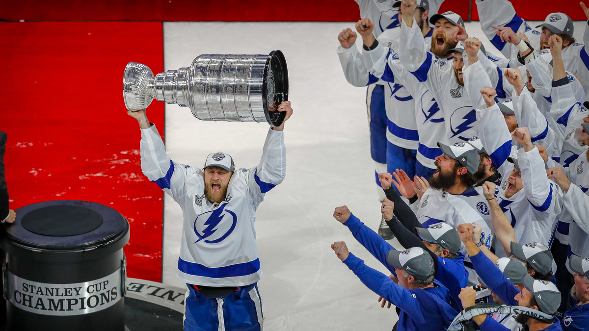 Tampa Bay Lightning Center Steven Stamkos