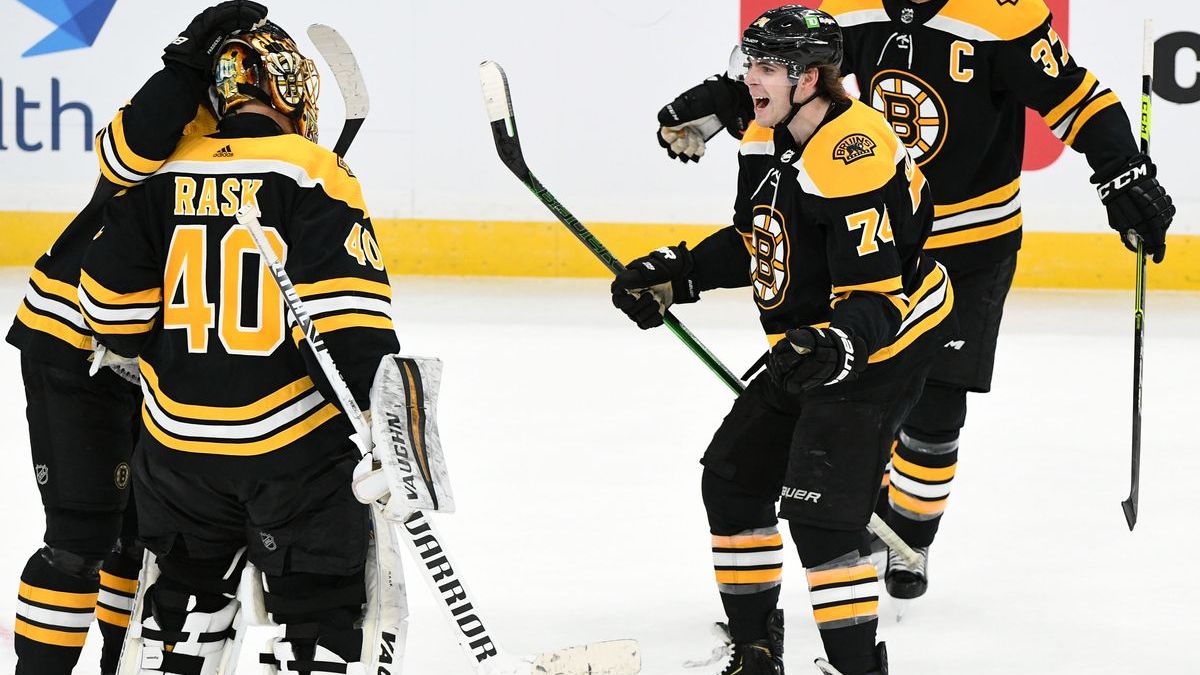 Boston Bruins goalie Tuukka Rask,