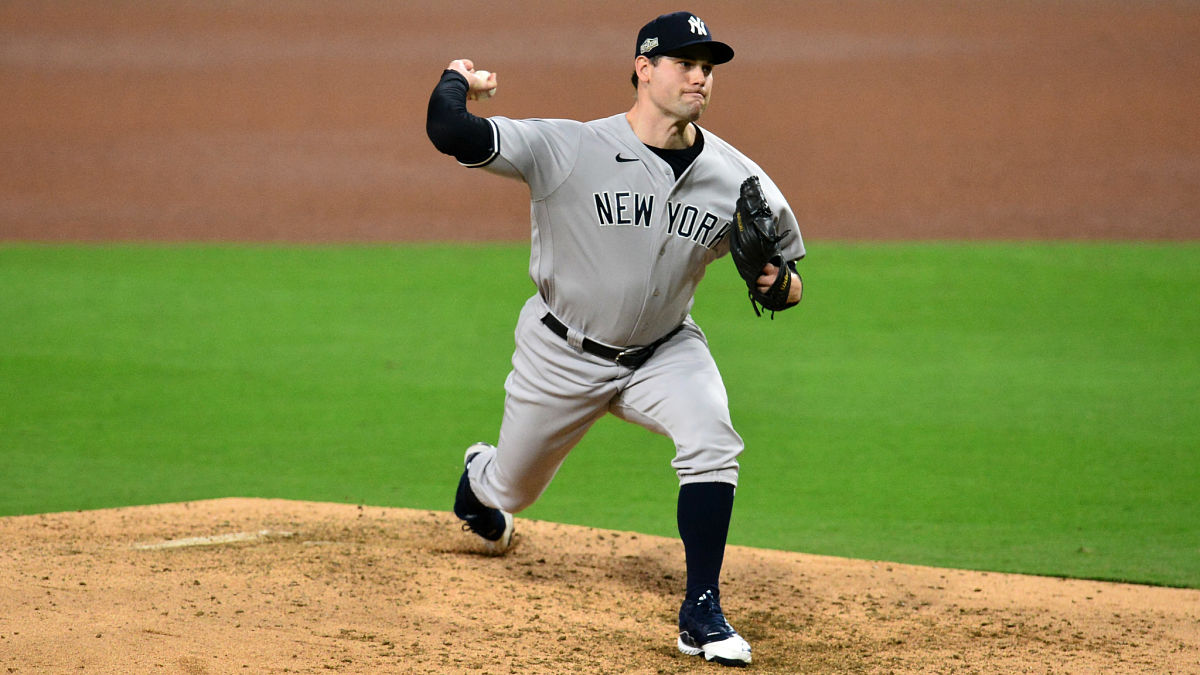 Red Sox pitcher Adam Ottavino