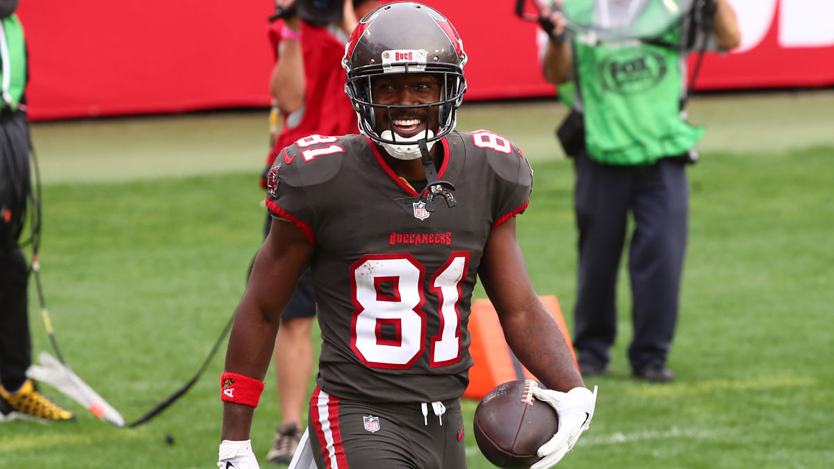 Tampa Bay Buccaneers wide receiver Antonio Brown