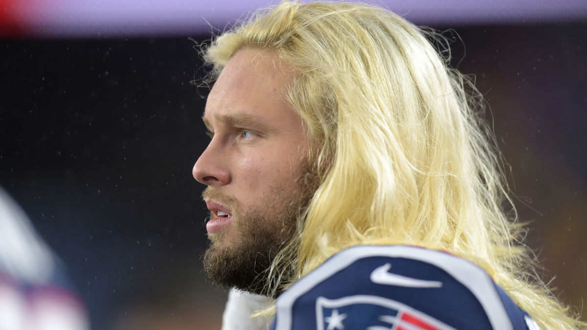 New England Patriots linebacker Chase Winovich