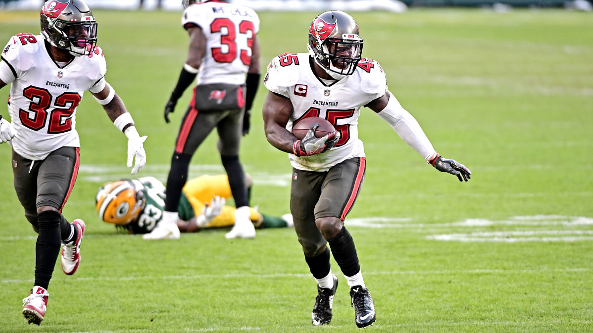 Tampa Bay Buccaneers inside linebacker Devin White