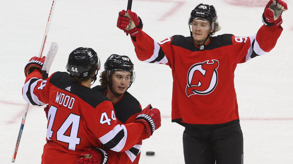 New Jersey Devils Forward Miles Wood