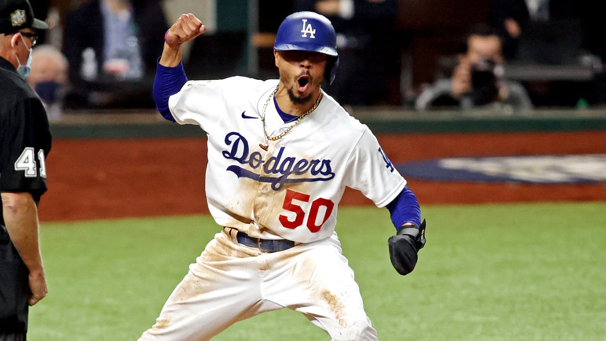 Los Angeles Dodgers right fielder Mookie Betts