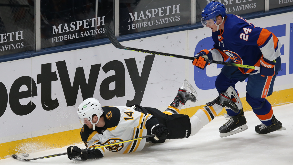 Boston Bruins Forward Chris Wagner