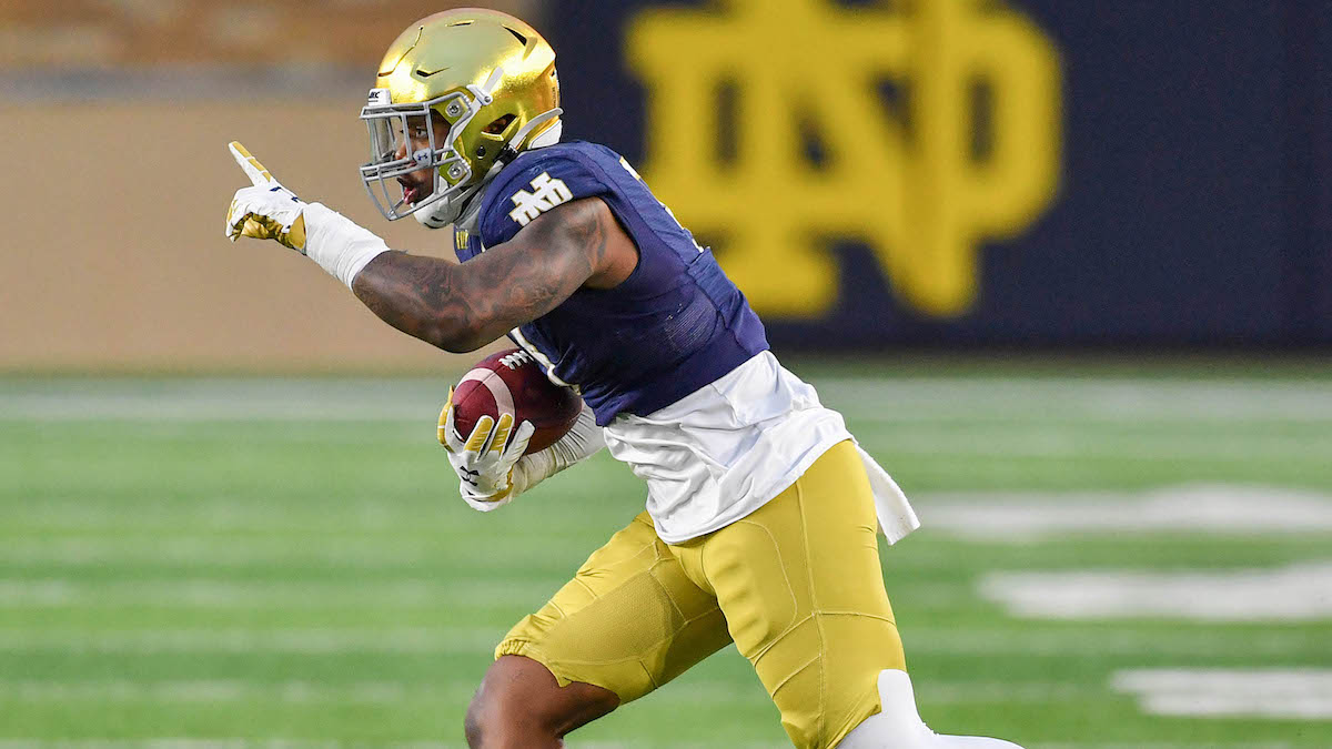 Notre Dame edge defender and potential Patriots draft pick Daelin Hayes