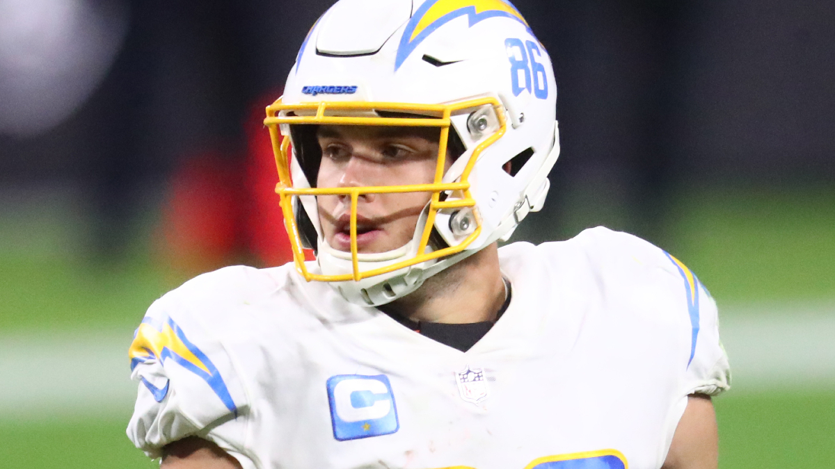 Los Angeles Chargers tight end Hunter Henry