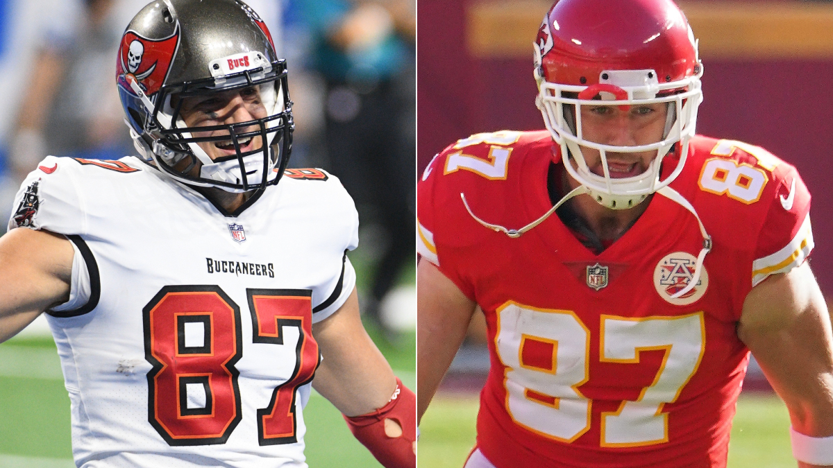 Rob Gronkowski, Travis Kelce (1)