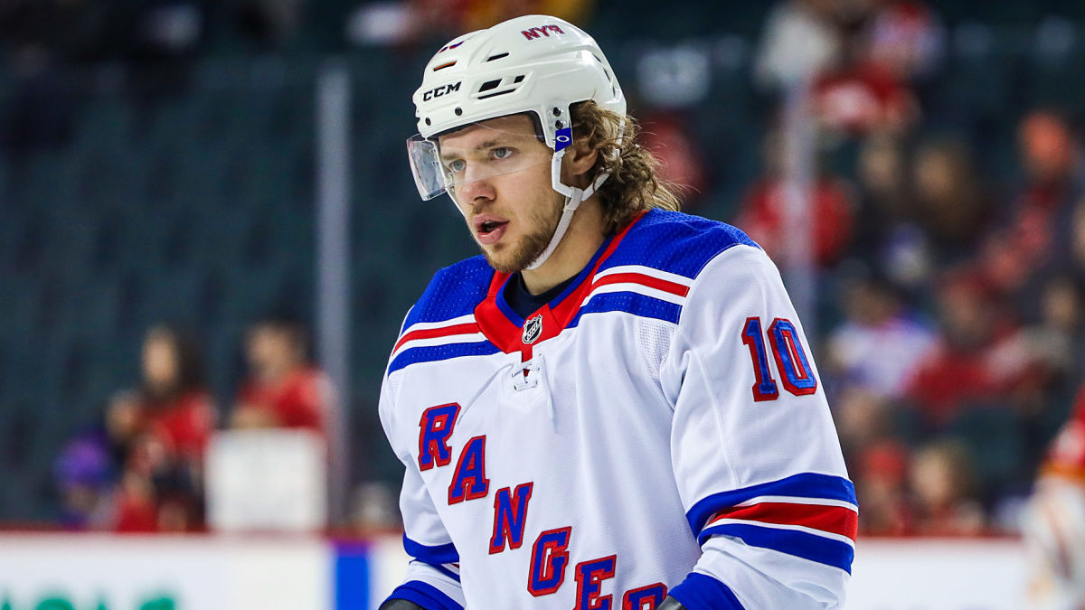 New York Rangers left wing Artemi Panarin