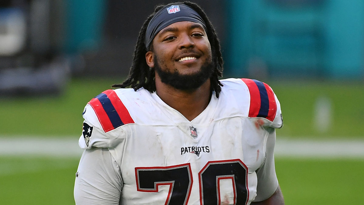 Miami Dolphins defensive tackle Adam Butler