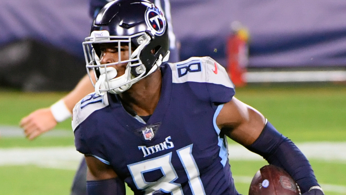 Tennessee Titans tight end Jonnu Smith