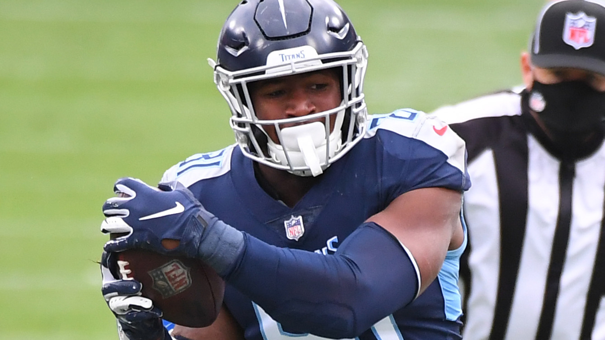 Tennessee Titans tight end Jonnu Smith