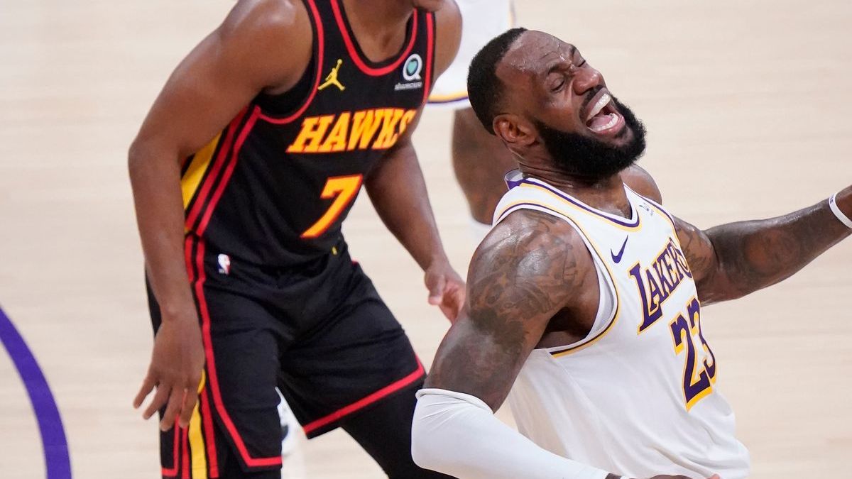 Los Angeles Lakers forward LeBron James