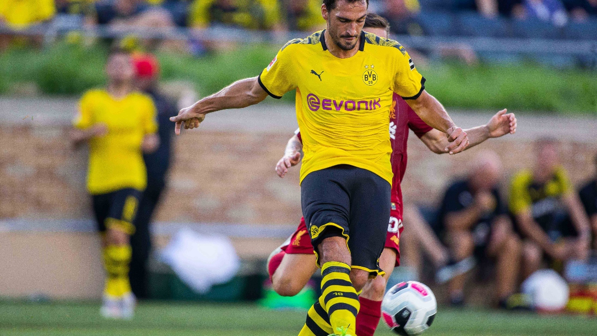 Borussia Dortmund defender Mats Hummels