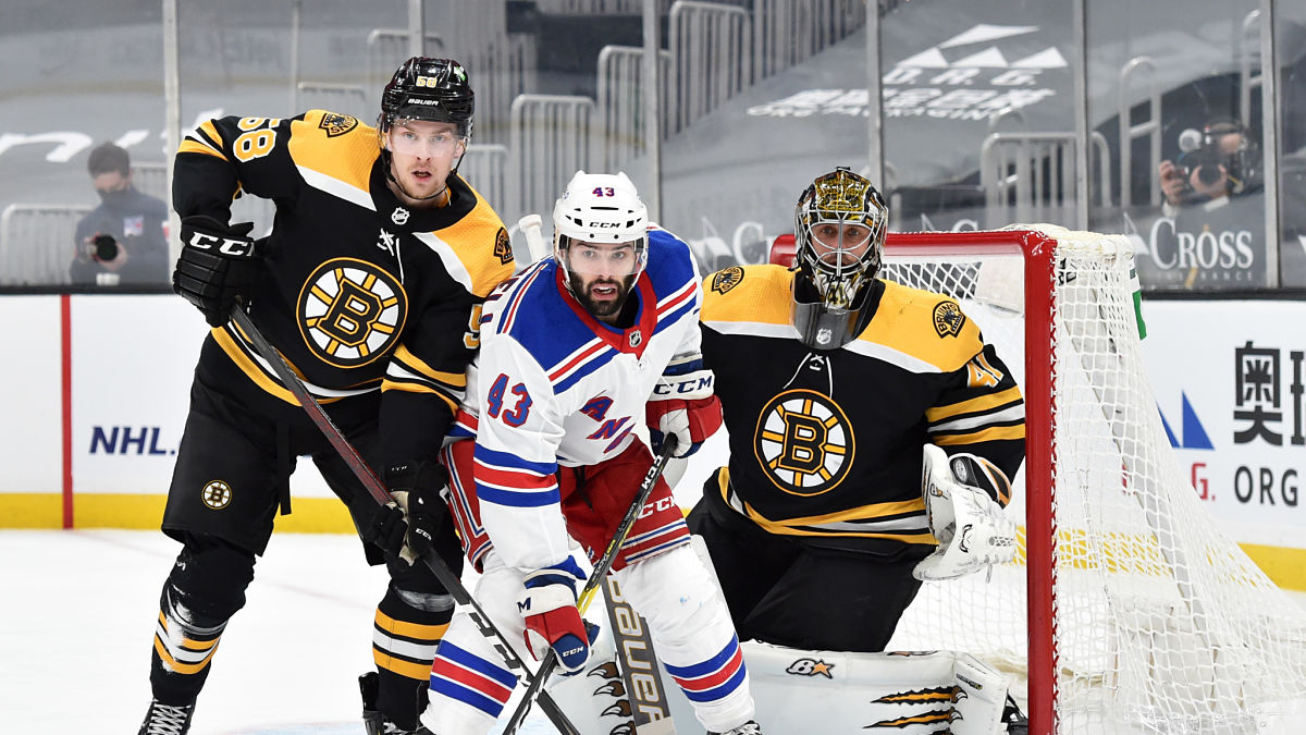 Boston Bruins defenseman Urho Vaakanainen