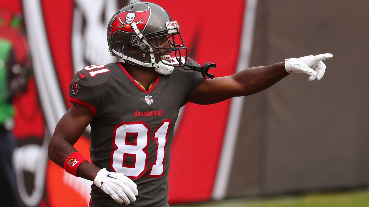 Tampa Bay Buccaneers wide receiver Antonio Brown