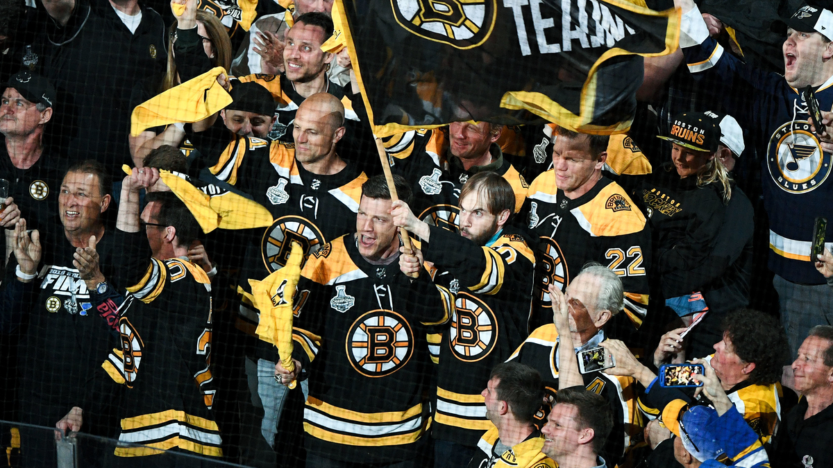 Andrew Ference and The 2011 Boston Bruins