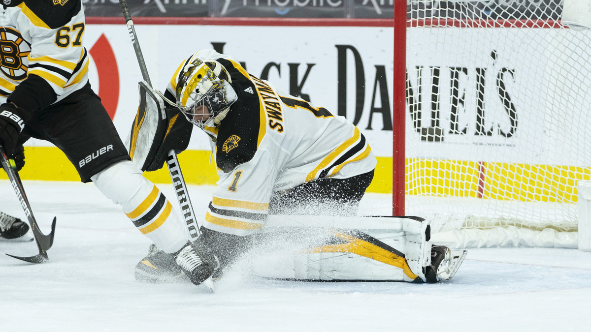 Boston Bruins defenseman Jeremy Swayman
