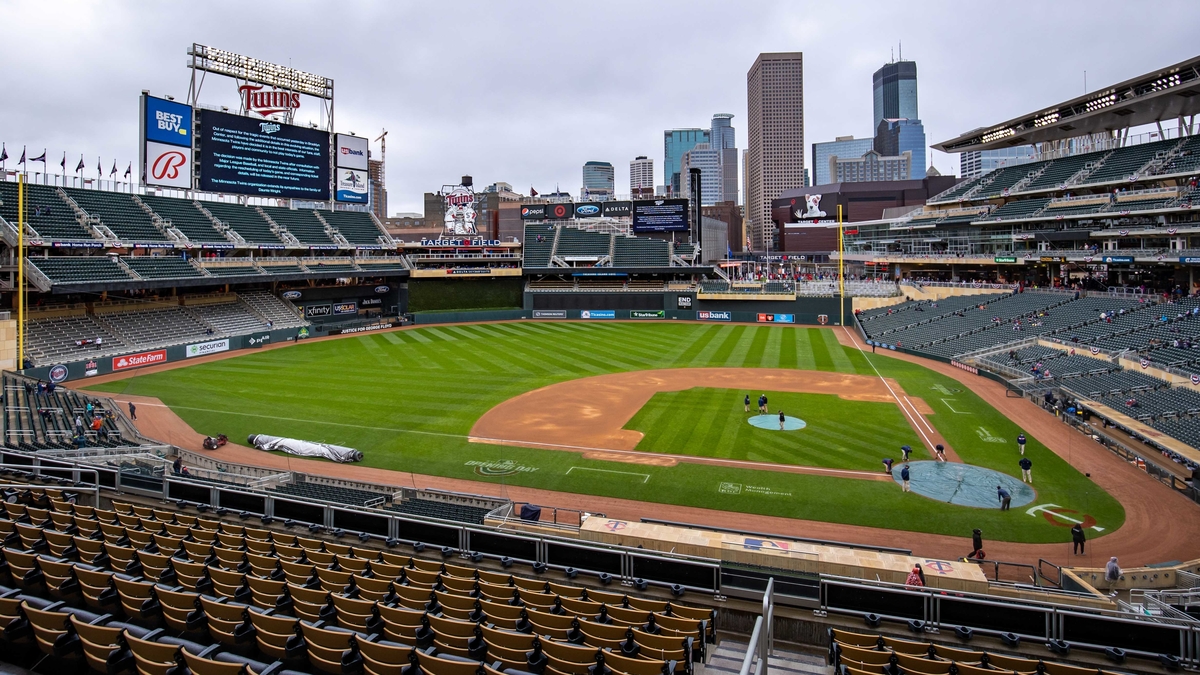 Minnesota Twins stadium Target Field