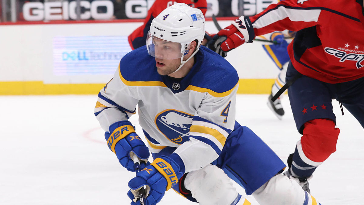 Boston Bruins winger Taylor Hall