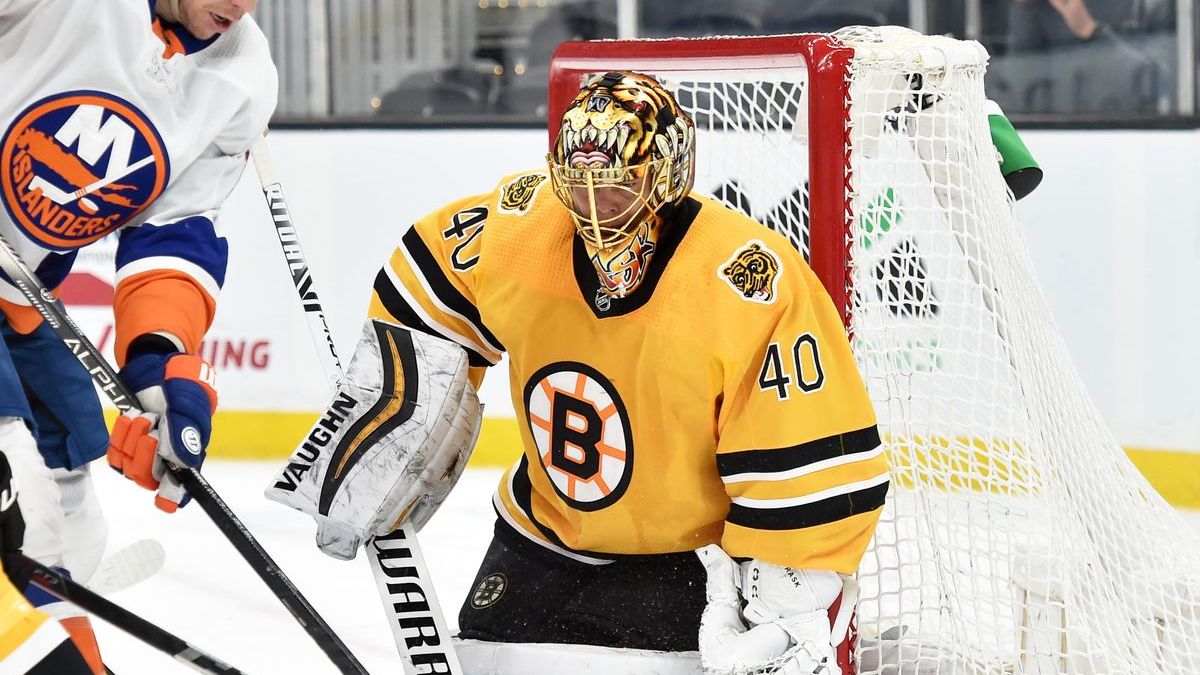 Boston Bruins goalie Tuukka Rask