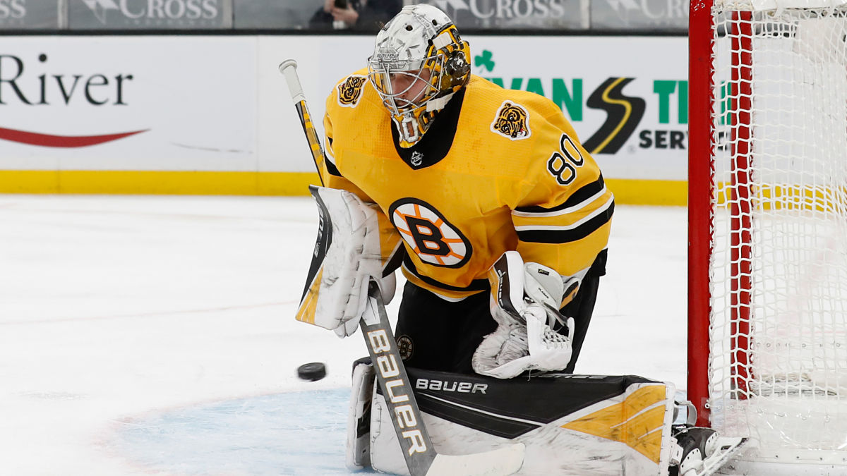 Calgary Flames goalie Dan Vladar