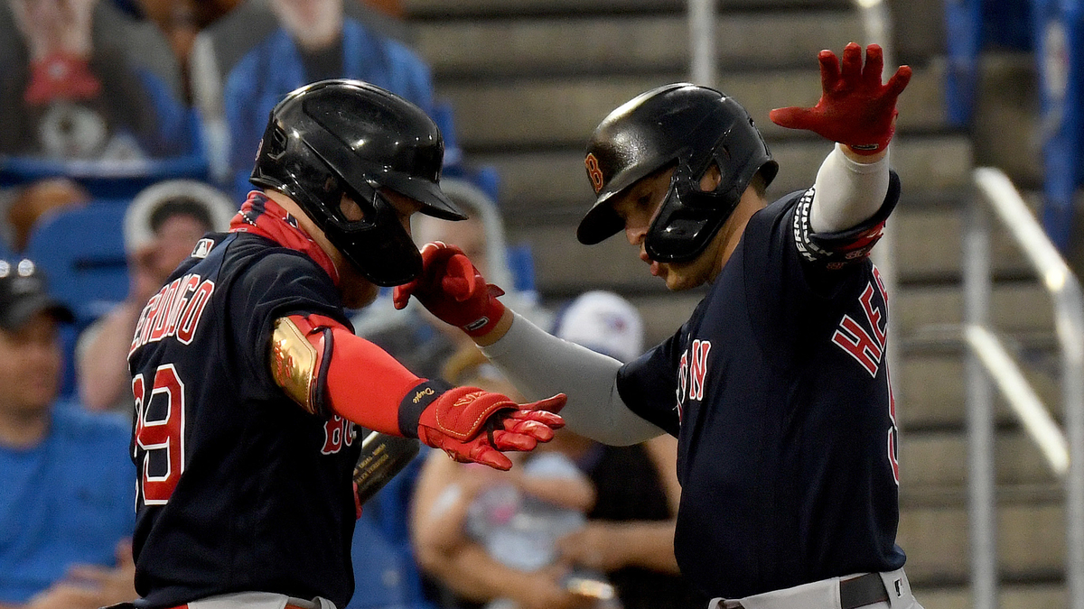 Alex Verdugo, Enrique Hernandez