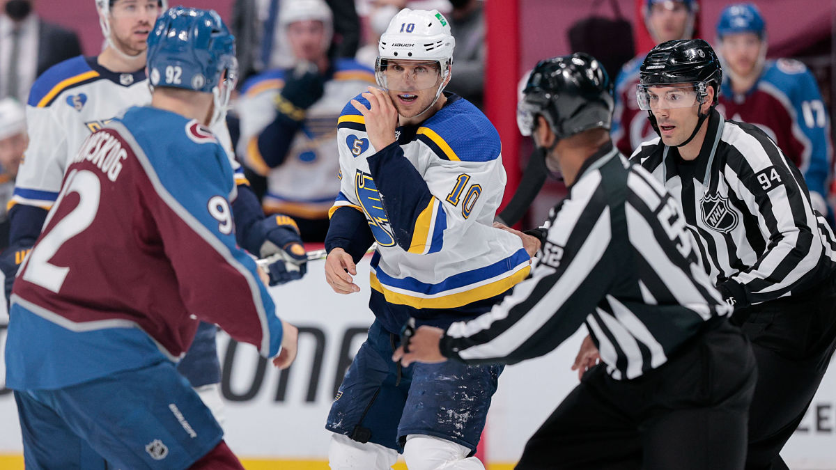 Colorado Avalanche left wing Gabriel Landeskog and St. Louis Blues right wing Brayden Schenn