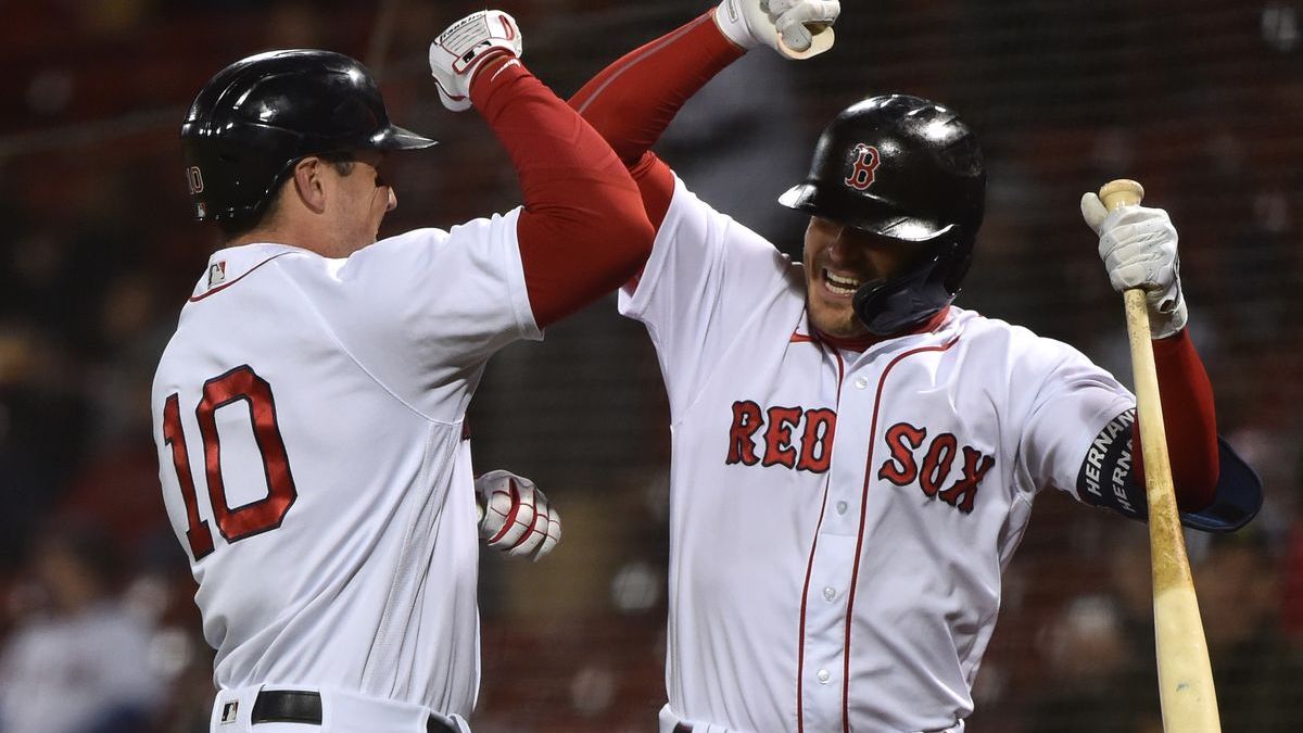 Boston Red Sox outfielders Hunter Renfroe, Kiké Hernández