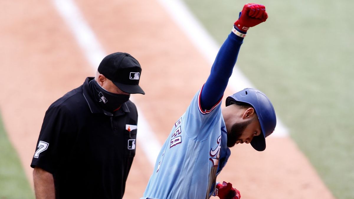 Texas Rangers shortstop Isiah Kiner-Falefa