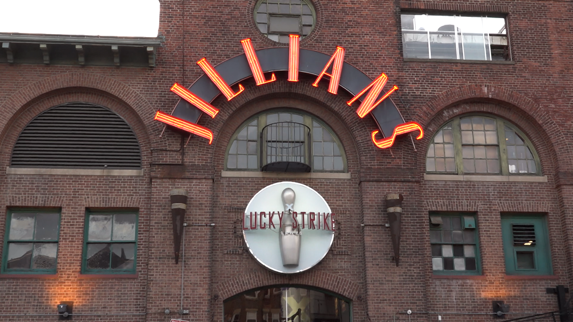 Jillians Bar