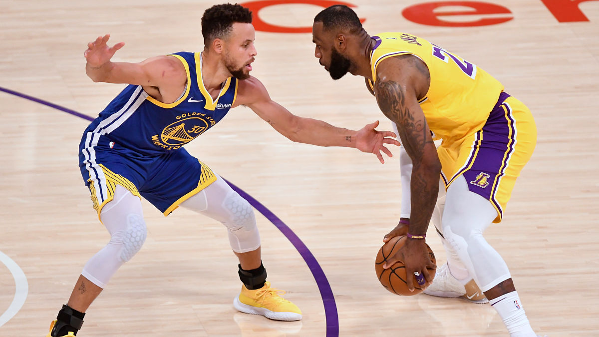 Golden State Warriors guard Stephen Curry and Los Angeles Lakers forward LeBron James