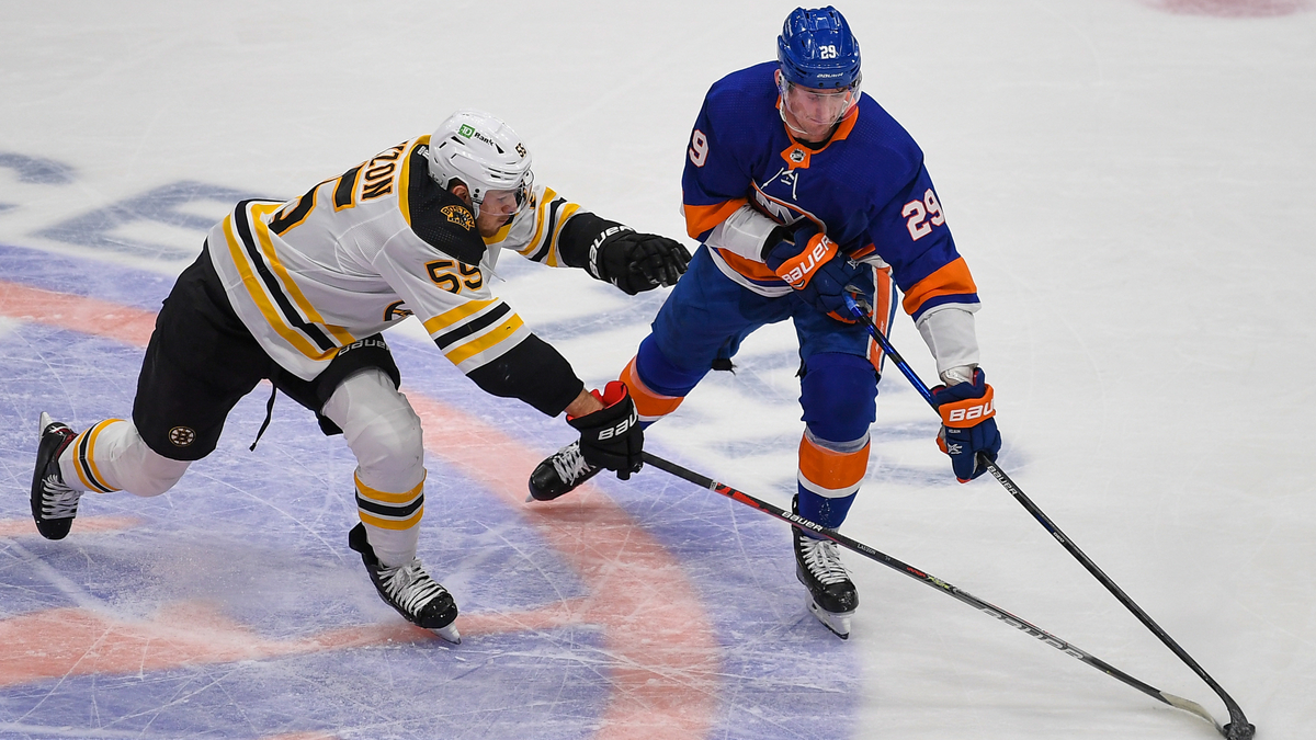 Boston Bruins defenseman Jeremy Lauzon