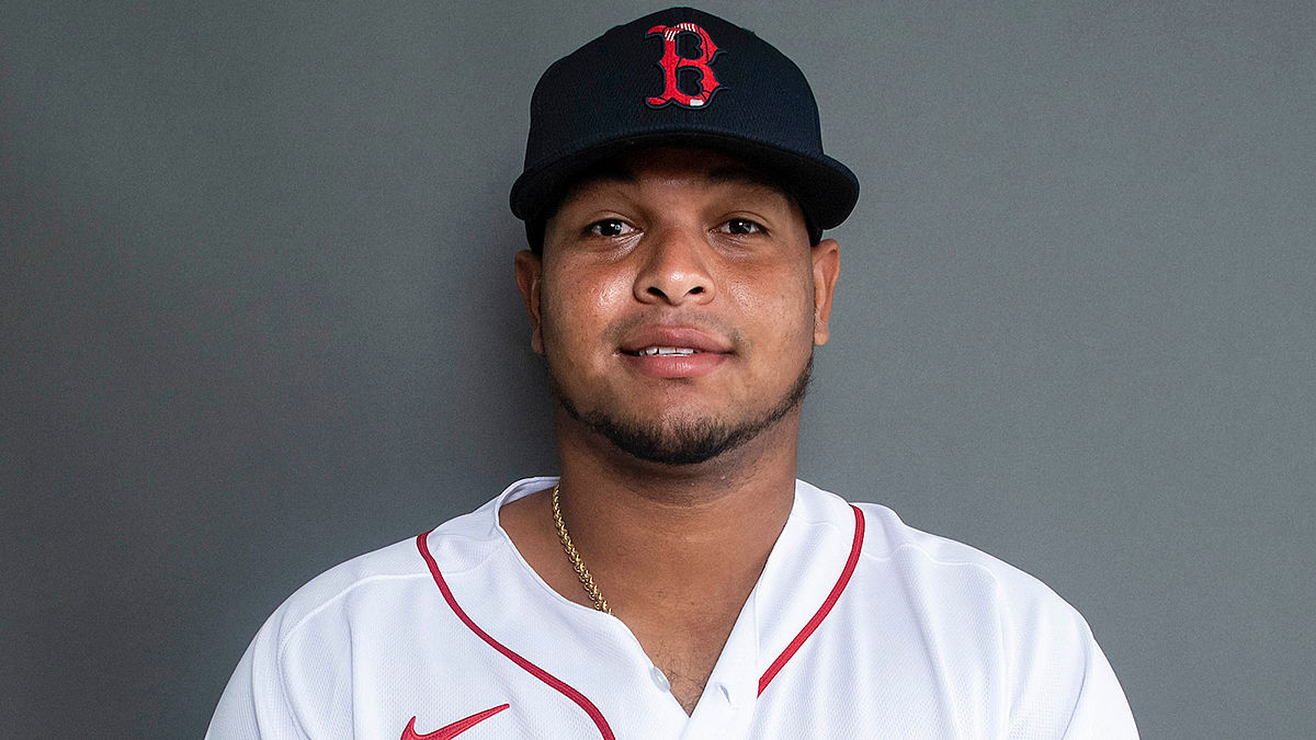 Boston Red Sox catcher Ronaldo Hernandez