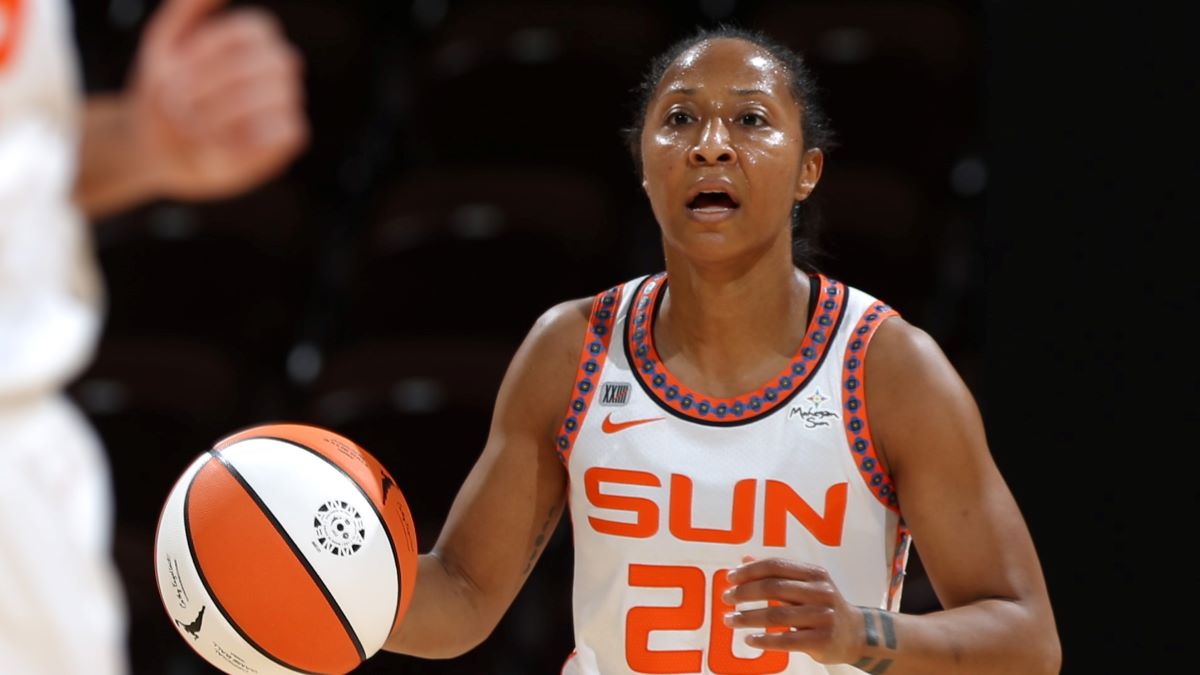 CT Sun guard Briann January