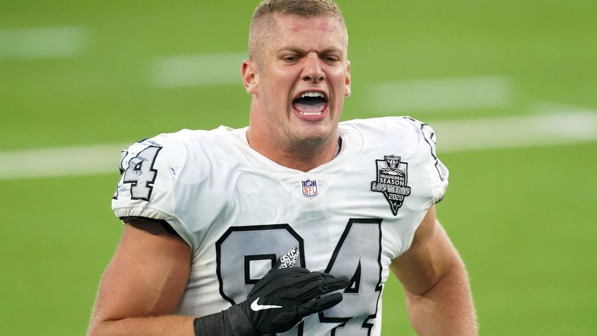 Las Vegas Raiders defensive end Carl Nassib
