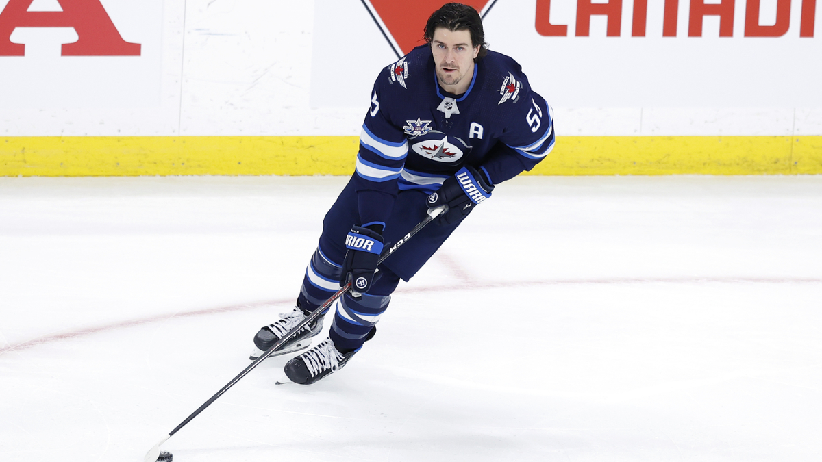 Winnipeg Jets Forward Mark Scheifele