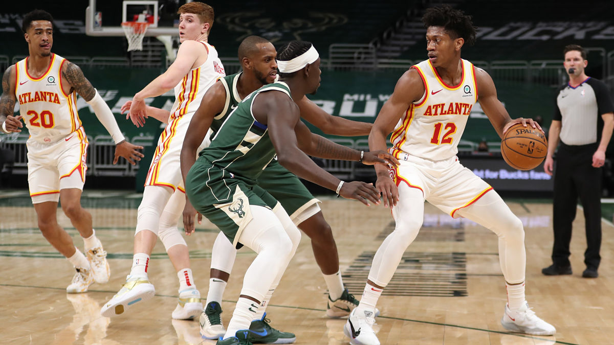 Atlanta Hawks and Milwaukee Bucks players