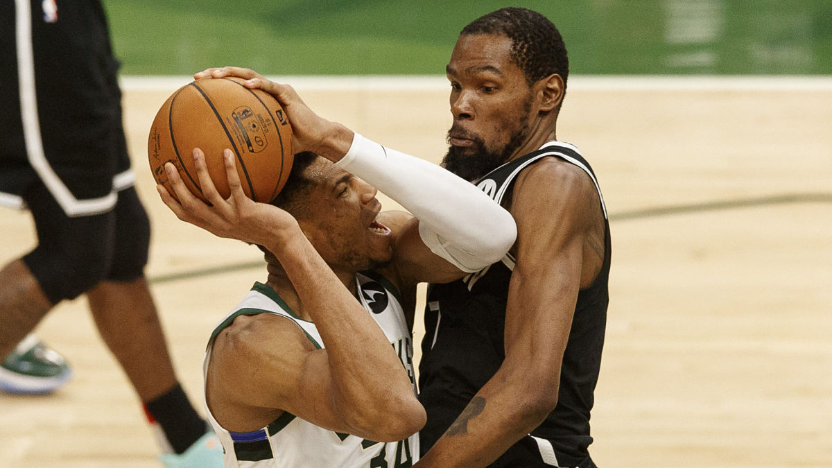 Brooklyn Nets forward Kevin Durant and Milwaukee Bucks forward Giannis Antetokounmpo