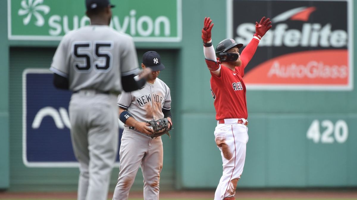 Boston Red Sox outfielder Alex Verdugo